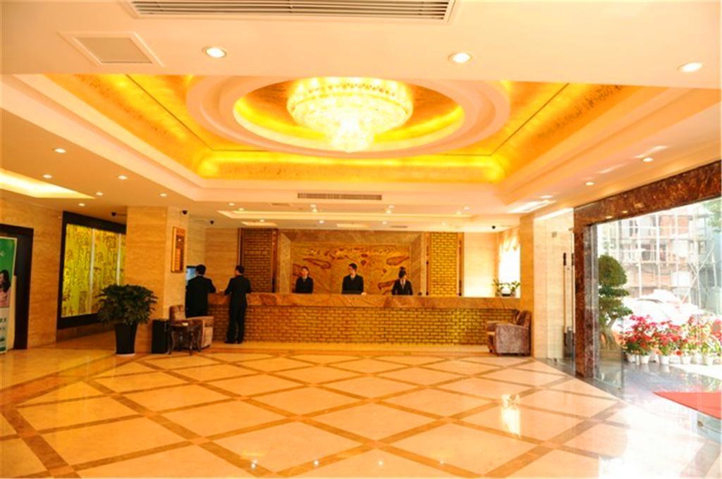 Xiamen Wanjia Oriental Hotel מראה חיצוני תמונה