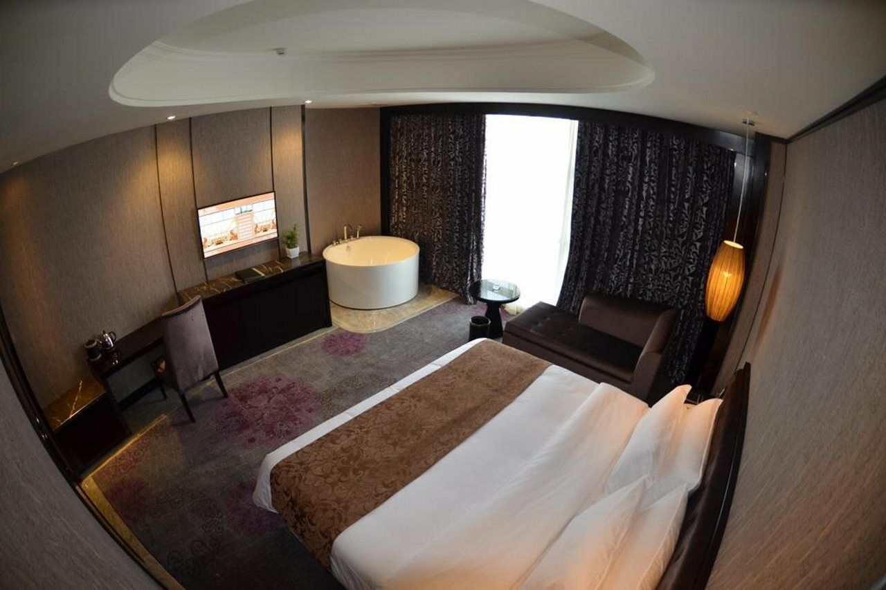 Xiamen Wanjia Oriental Hotel מראה חיצוני תמונה